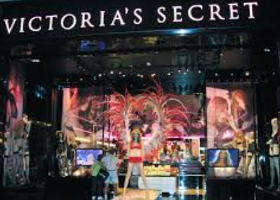 Paris : Victoria’s secret s’installe au forum des halles.