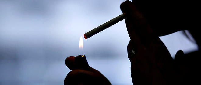 La cigarette fait un tabac dans les lycées