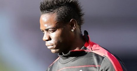 Le Sc Bastia Sanctionné Après Les Cris Racistes Contre Mario Balotelli