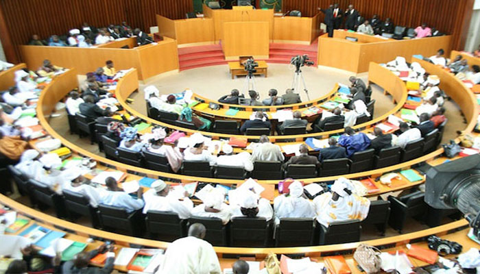 Suppression du poste de Pm : Macky Sall rencontre « ses » députés