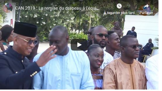 (Vidéo) Revivez la cérémonie de la remise du drapeau à l’équipe nationale du Sénégal par le Président Macky Sall