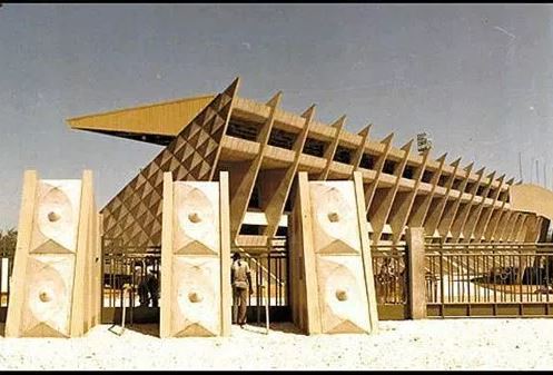 Le stade Iba Mar Diop et le marché Ngélaw seront démolis