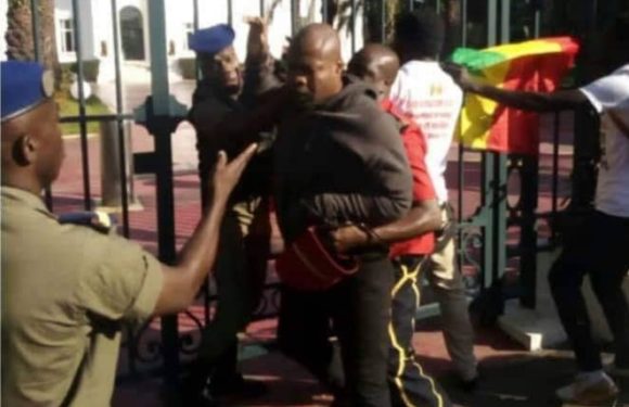 Frapp France dégage saisit l’ONU, la Cour de justice de la Cedeao et l’UA pour exiger la libération de Guy Marius Sagna