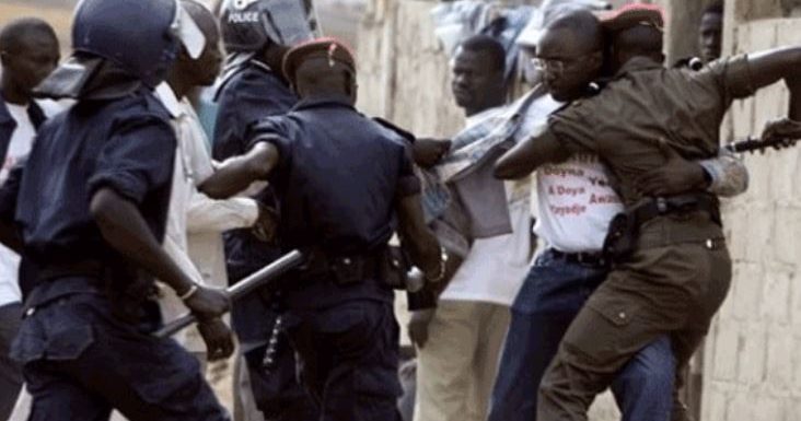 Personnel Médical Bastonné Par La Police, Le Professeur Alain Khassim NDOYE réagit