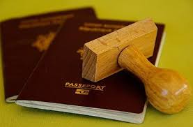 Plus de 500 étudiants sénégalais réclament leurs passeports au consulat de France
