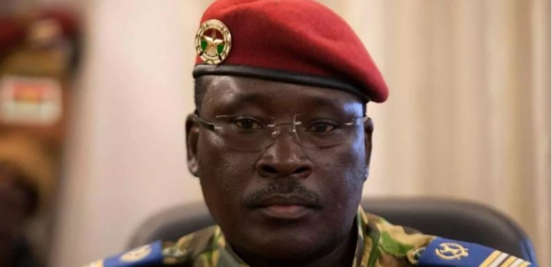 Burkina : Le Colonel Isaac Zida dénonce “un braquage électoral” et refuse de féliciter Kaboré